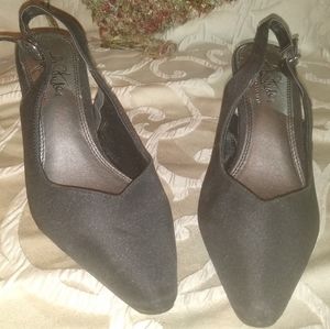 Life stride 3 inch heels